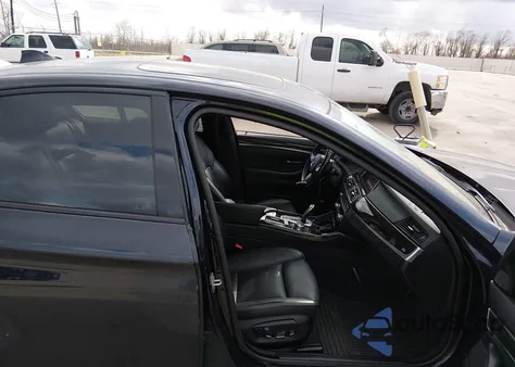 2015 BMW 535I z USA, uszkodzony, nr VIN WBA5B1C52FG128847